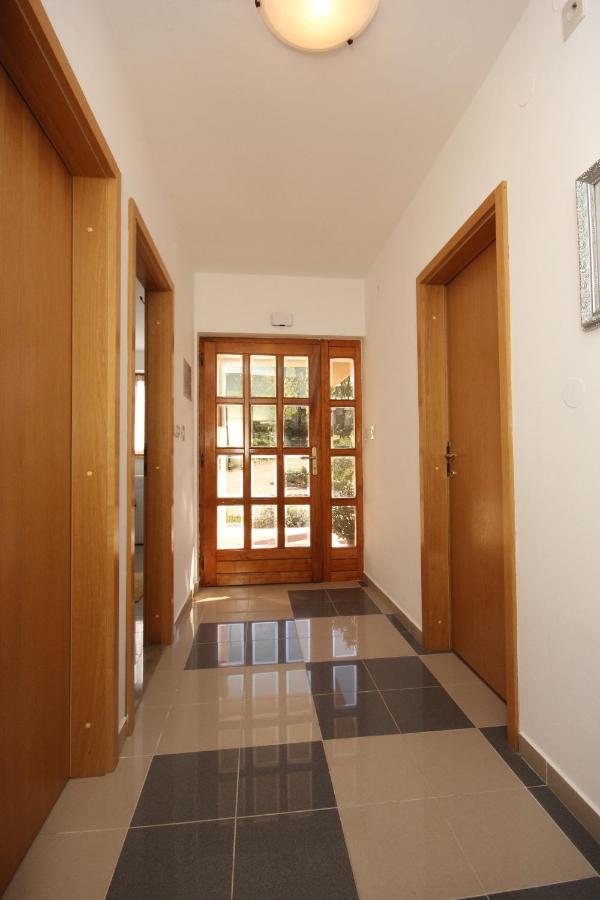 Apartments With A Parking Space Presika, Labin - 7390 Εξωτερικό φωτογραφία
